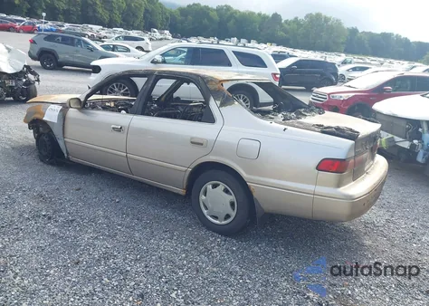 1999 Toyota Camry Ce из США, поврежденный, VIN 4T1BG22K2XU892989